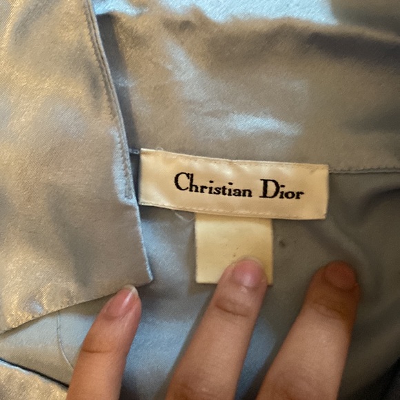 VINTAGE CHRISTIAN DIOR PALE BLUE SATIN PAJAMA TOP WITH EMBROIDERY LOGO. SIZE M/L - Picture 3 of 8